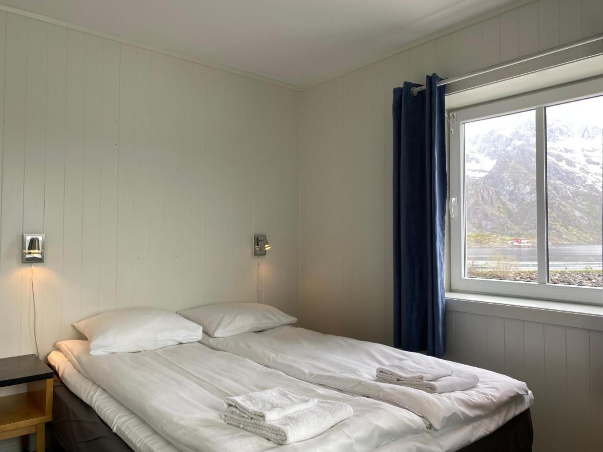 Fast Hotel Henningsvaer Exterior photo